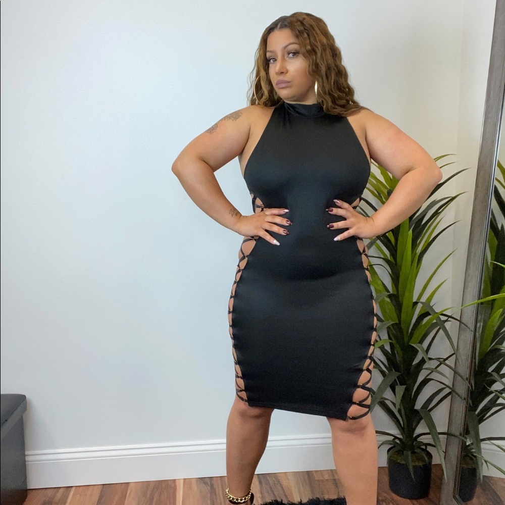 ‼️ Sexy Side Laced Little Black Mini Dress - Picture 5 of 5